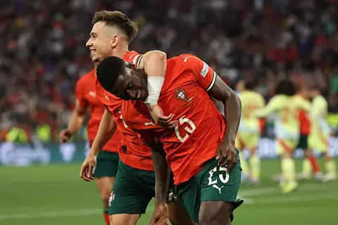 النهائي يشتعل في 5 دقائق.. إسبانيا تتقدم والبرتغال تتعادل بدوري الأمم الأوروبية